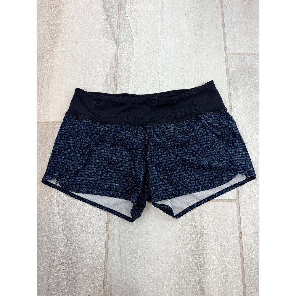 Lululemon Blue Black Geometric Running Shorts Lined Low Rise 2.5 Size 6